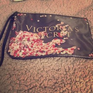 Victoria satchel